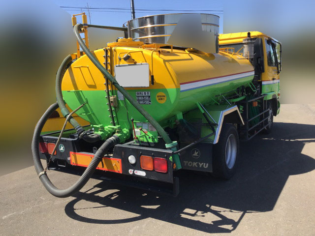 UDトラックスコンドルバキュームカー増トン（6t・8t）[写真02]