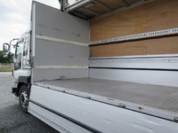 いすゞギガアルミウイング大型（10t）[写真08]