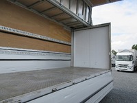 いすゞギガアルミウイング大型（10t）[写真09]