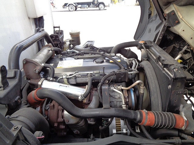 いすゞフォワード冷凍車（冷蔵車）中型（4t）[写真20]