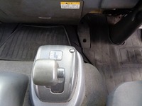 いすゞフォワード冷凍車（冷蔵車）中型（4t）[写真31]