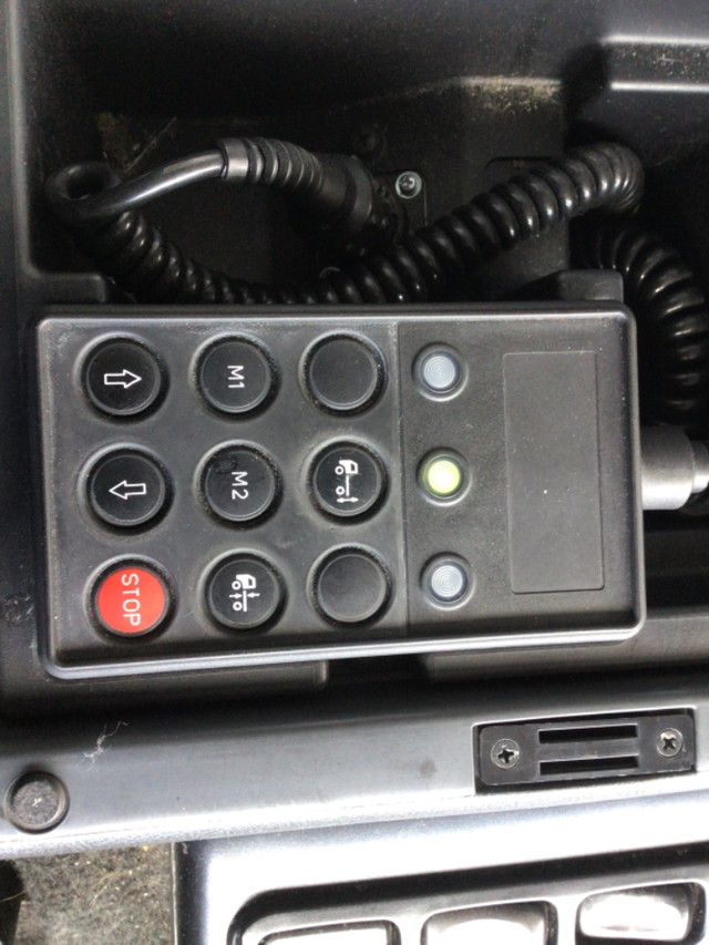 三菱ふそうスーパーグレート冷凍車（冷蔵車）大型（10t）[写真21]