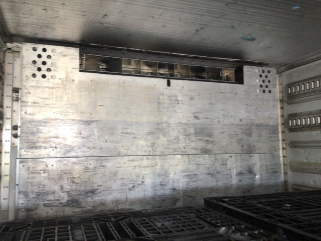 三菱ふそうスーパーグレート冷凍車（冷蔵車）大型（10t）[写真09]