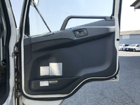 三菱ふそうファイターアルミウイング中型（4t）[写真28]