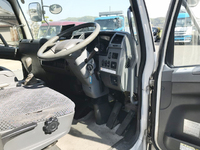 三菱ふそうファイターアルミウイング中型（4t）[写真35]