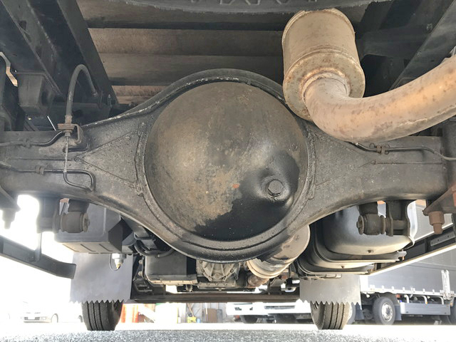 いすゞエルフ平ボディ小型（2t・3t）[写真21]