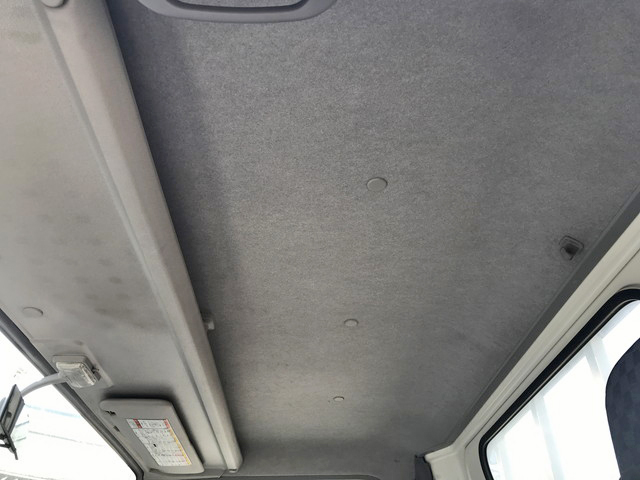 いすゞエルフ平ボディ小型（2t・3t）[写真33]