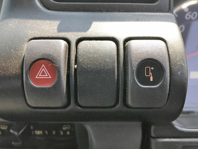 いすゞエルフ平ボディ小型（2t・3t）[写真36]