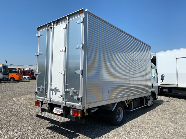 いすゞエルフアルミバン小型（2t・3t）[写真02]