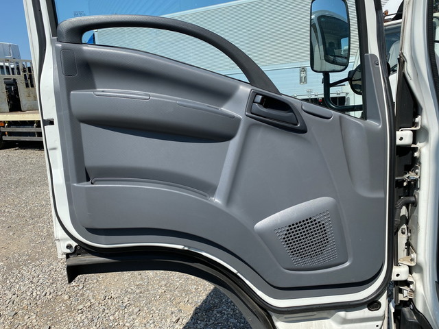 いすゞエルフアルミバン小型（2t・3t）[写真27]