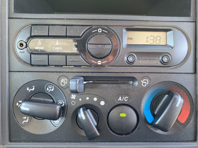 いすゞエルフアルミバン小型（2t・3t）[写真36]