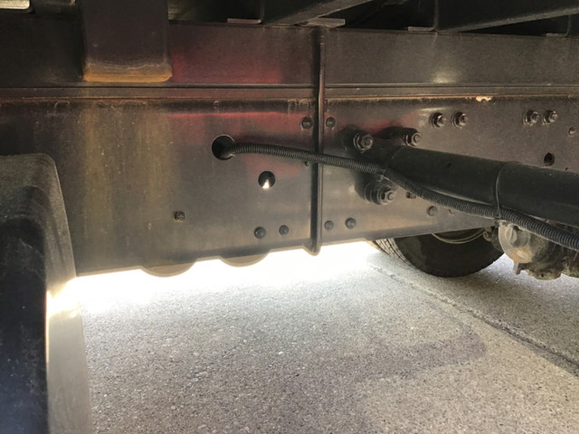 三菱ふそうスーパーグレートユニック4段大型（10t）[写真16]