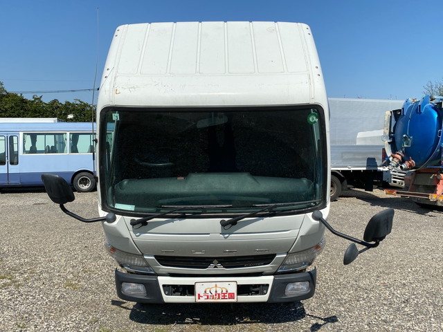 三菱ふそうキャンター平ボディ小型（2t・3t）[写真08]