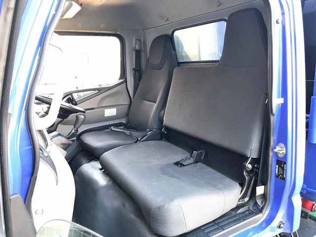 三菱ふそうキャンターパッカー車（塵芥車）小型（2t・3t）[写真32]