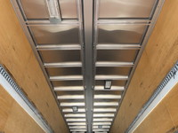 いすゞギガアルミウイング大型（10t）[写真14]