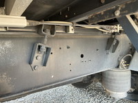 いすゞギガアルミウイング大型（10t）[写真18]