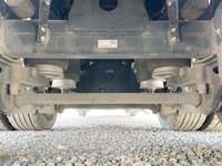 いすゞギガアルミウイング大型（10t）[写真20]