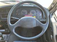 いすゞギガアルミウイング大型（10t）[写真37]