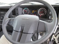 いすゞフォワードアルミウイング中型（4t）[写真14]