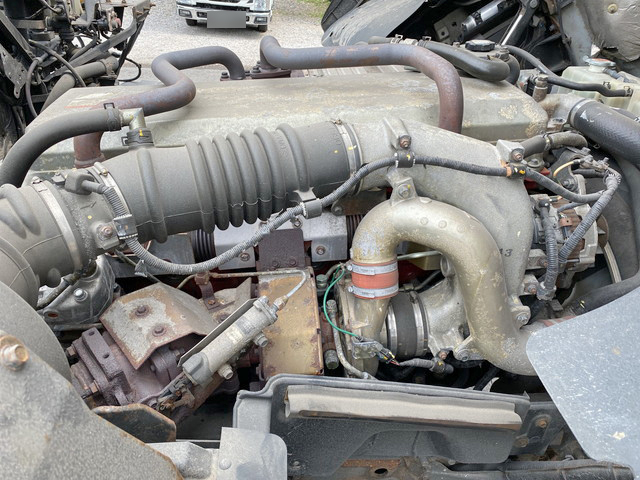 日野プロフィアトレーラーヘッド（トラクターヘッド）大型（10t）[写真22]