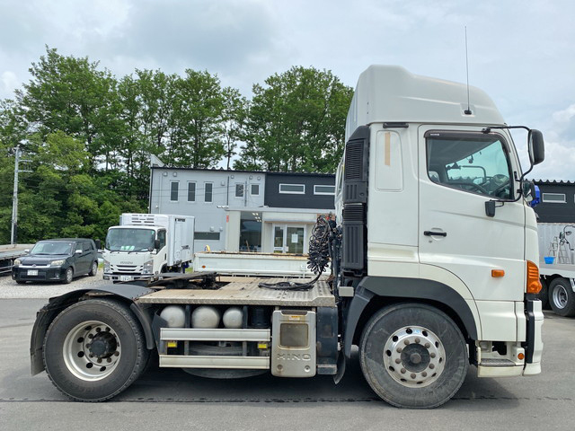 日野プロフィアトレーラーヘッド（トラクターヘッド）大型（10t）[写真06]