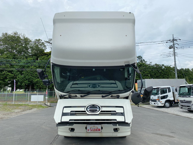 日野プロフィアトレーラーヘッド（トラクターヘッド）大型（10t）[写真08]