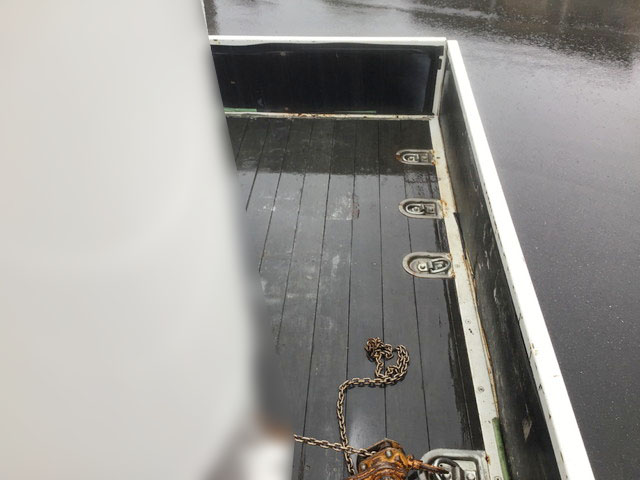 三菱ふそうキャンターユニック4段小型（2t・3t）[写真09]