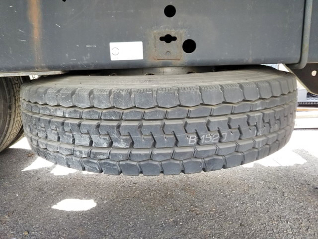 いすゞギガクレーン4段大型（10t）[写真15]