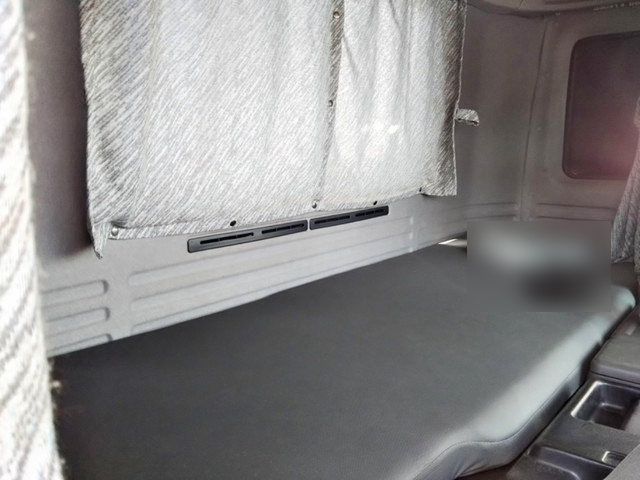 いすゞギガクレーン4段大型（10t）[写真26]