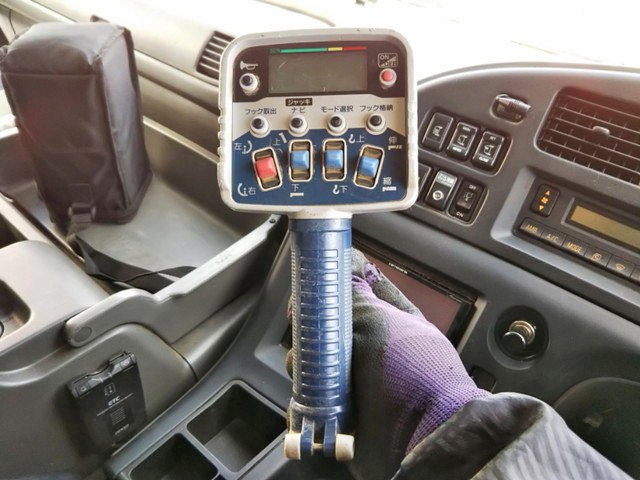 いすゞギガクレーン4段大型（10t）[写真32]