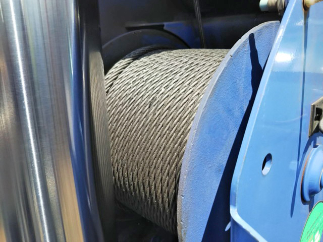 いすゞギガクレーン4段大型（10t）[写真05]