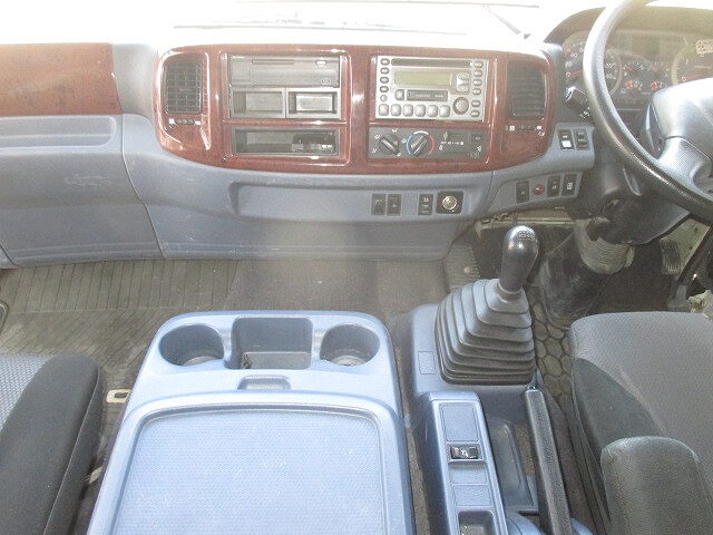 日野レンジャークレーン4段増トン（6t・8t）[写真10]