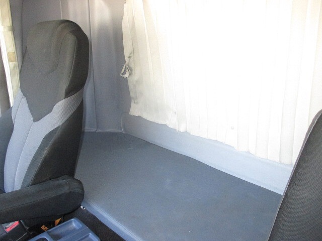 日野レンジャークレーン4段増トン（6t・8t）[写真12]