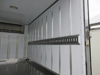 三菱ふそうキャンター冷凍車（冷蔵車）小型（2t・3t）[写真05]