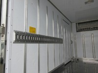 三菱ふそうキャンター冷凍車（冷蔵車）小型（2t・3t）[写真06]