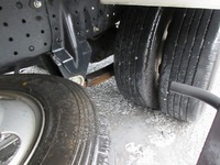 三菱ふそうキャンター冷凍車（冷蔵車）小型（2t・3t）[写真09]