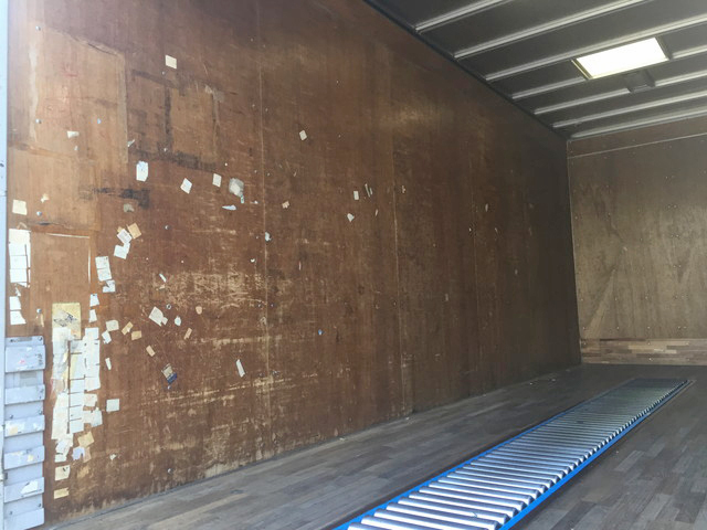 UDトラックスコンドルアルミバン中型（4t）[写真12]