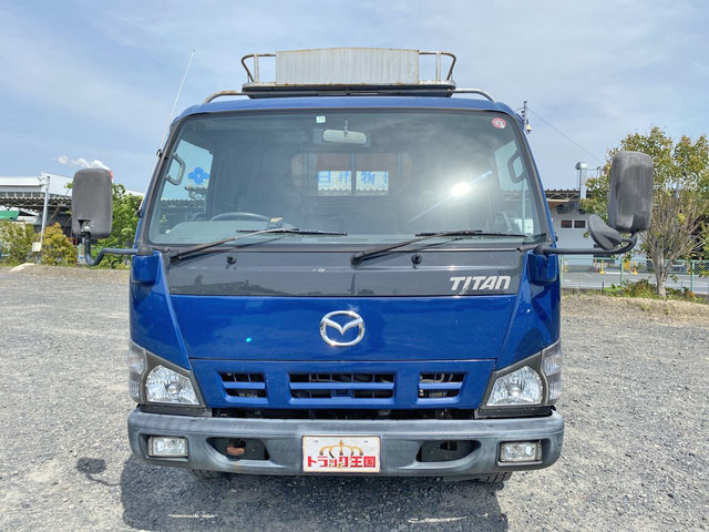 マツダタイタン平ボディ小型（2t・3t）[写真09]