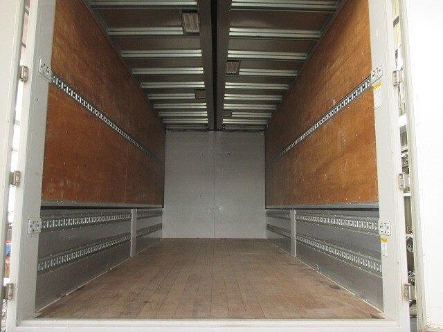 日野レンジャーアルミウイング中型（4t）[写真07]