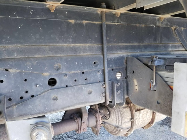 いすゞフォワードクレーン4段増トン（6t・8t）[写真18]