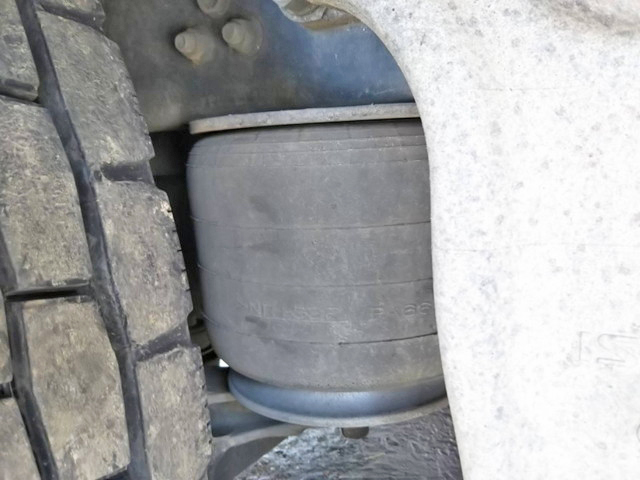 いすゞフォワードクレーン4段増トン（6t・8t）[写真20]