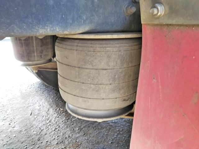 いすゞフォワードクレーン4段増トン（6t・8t）[写真21]