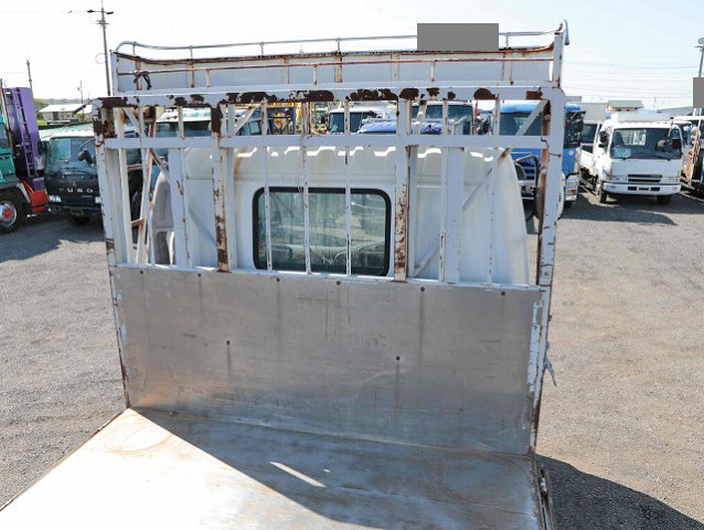 日野レンジャーアルミブロック中型（4t）[写真09]