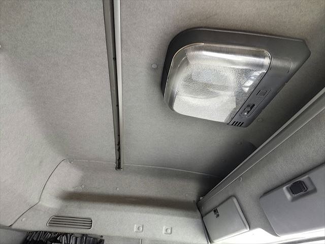 いすゞギガトレーラーヘッド（トラクターヘッド）大型（10t）[写真29]