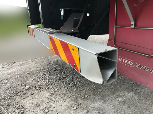 三菱ふそうスーパーグレートパネルウイング大型（10t）[写真13]