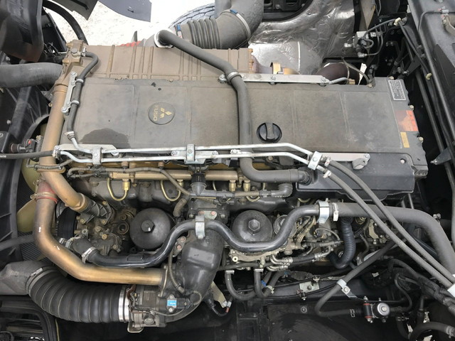 三菱ふそうスーパーグレートパネルウイング大型（10t）[写真22]