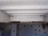 日産アトラス平ボディ小型（2t・3t）[写真14]