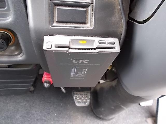 日産アトラス平ボディ小型（2t・3t）[写真25]