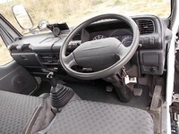 日産アトラス平ボディ小型（2t・3t）[写真26]