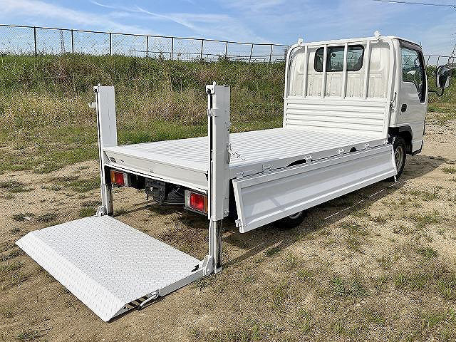 日産アトラス平ボディ小型（2t・3t）[写真09]